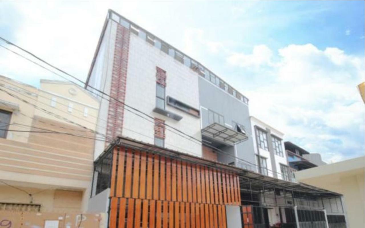 Kamar Keluarga Duri Kosambi Hotel Yakarta Exterior foto