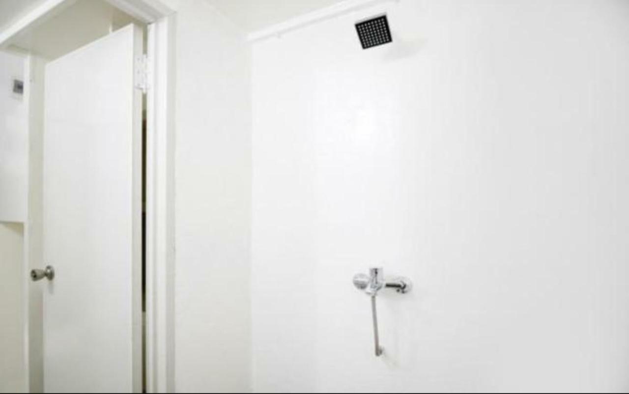 Kamar Keluarga Duri Kosambi Hotel Yakarta Exterior foto